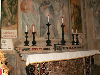 Cappella dedicata ai Lupi di Toscana
